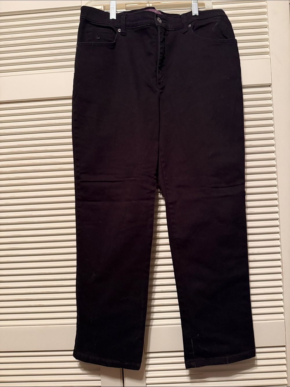 GLORIA VANDERBILT Amanda Straight Leg Jeans